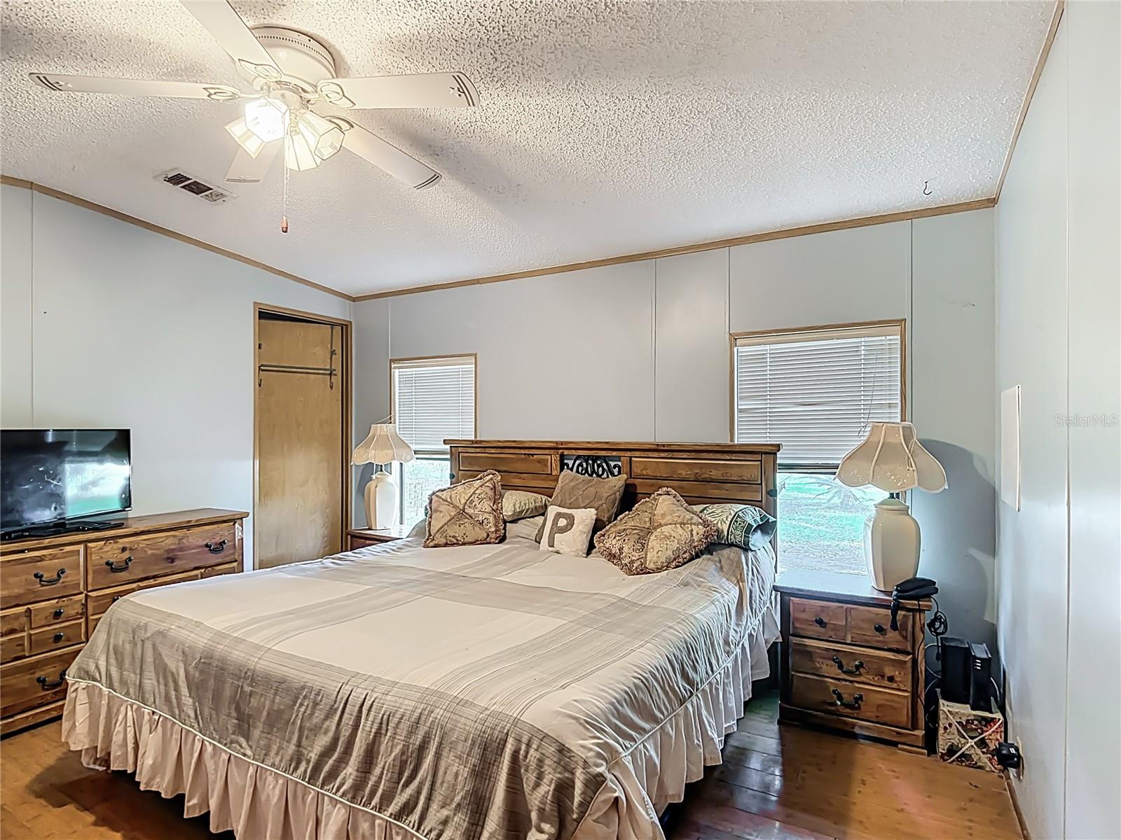 Image 28 of 51 For 821 Irene Drive