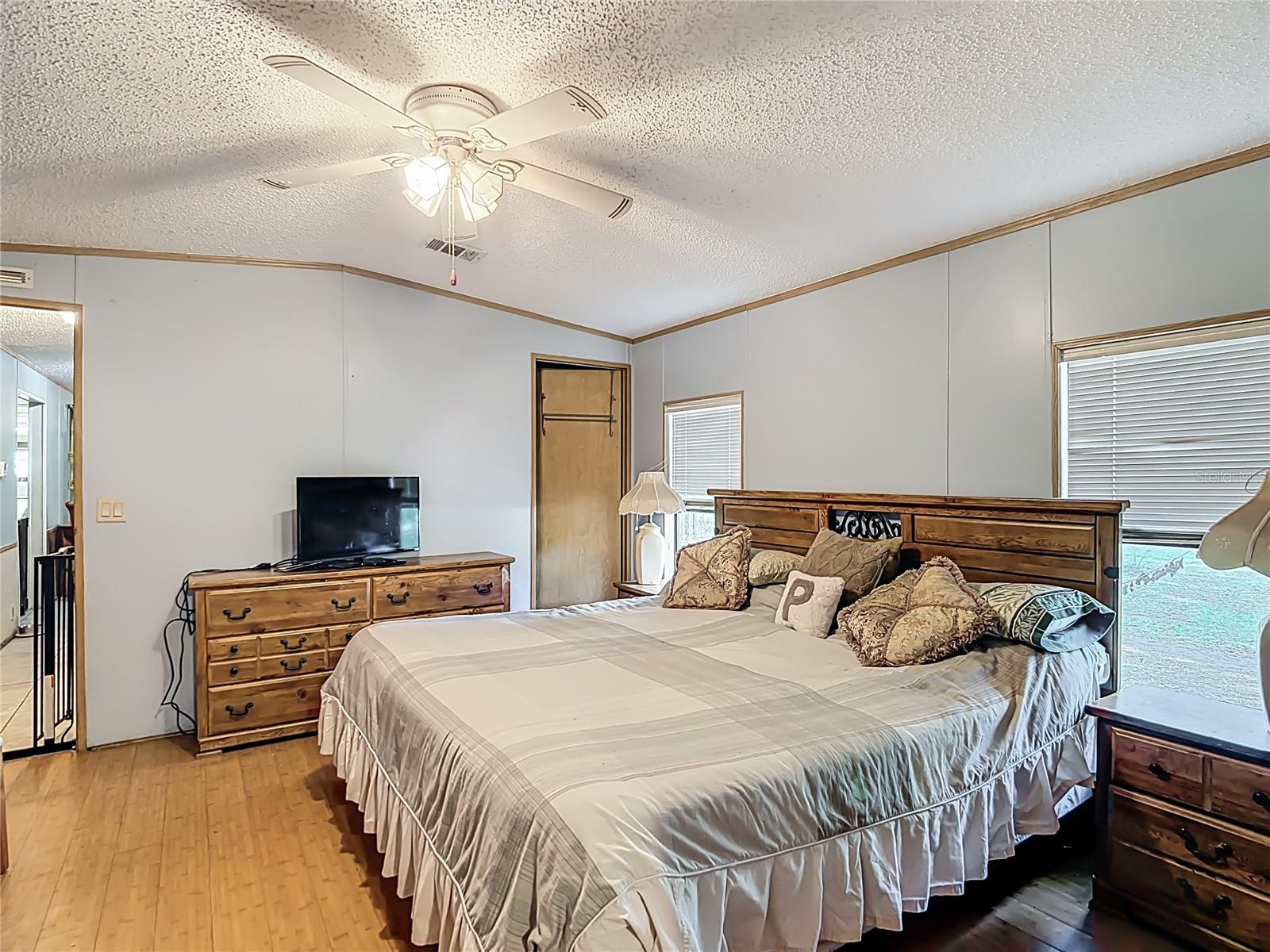 Image 29 of 51 For 821 Irene Drive