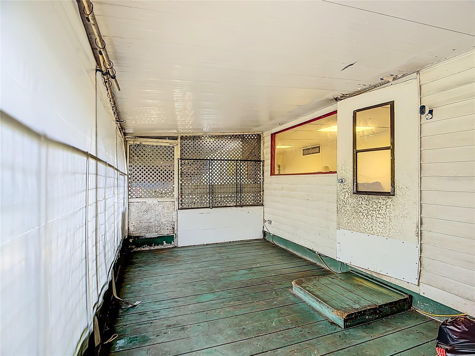 Image 34 of 51 For 821 Irene Drive