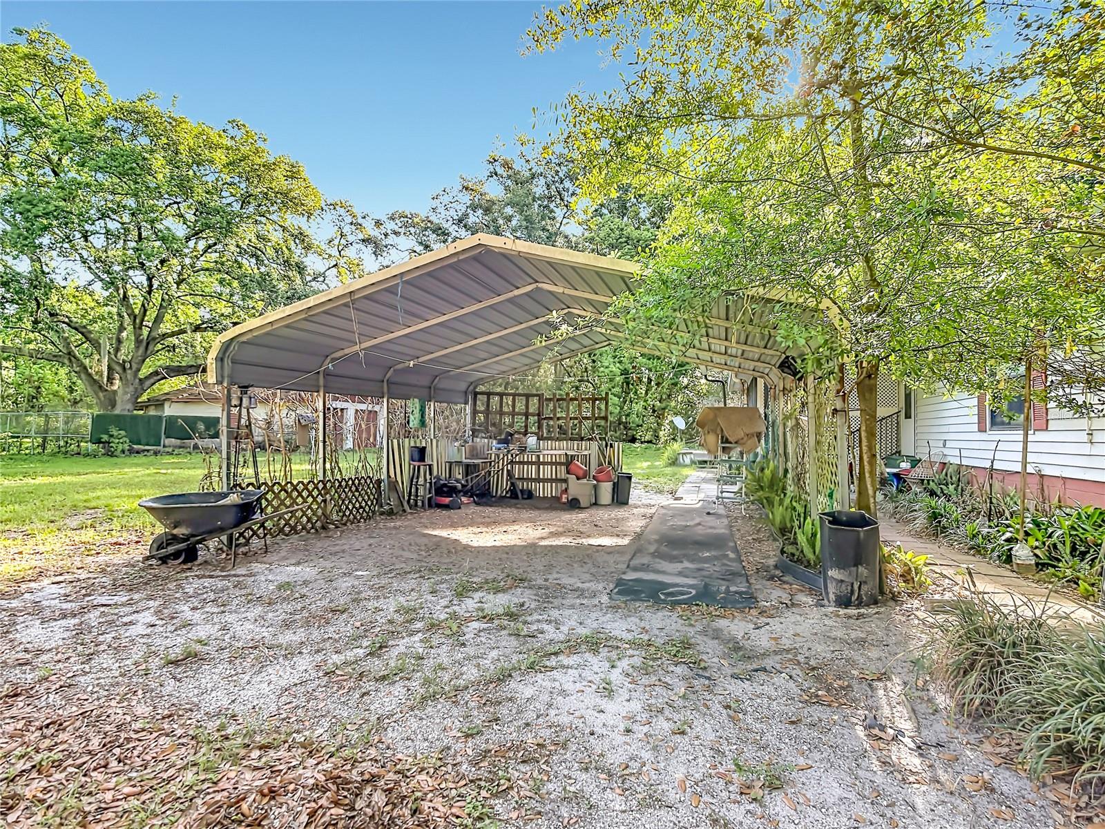 Image 36 of 51 For 821 Irene Drive