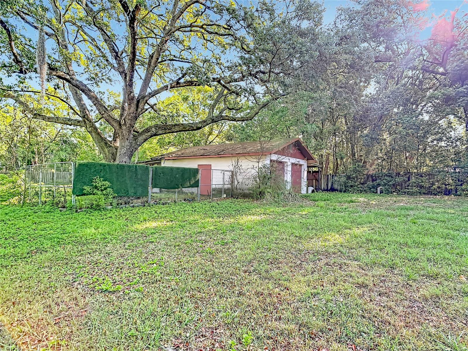 Image 39 of 51 For 821 Irene Drive