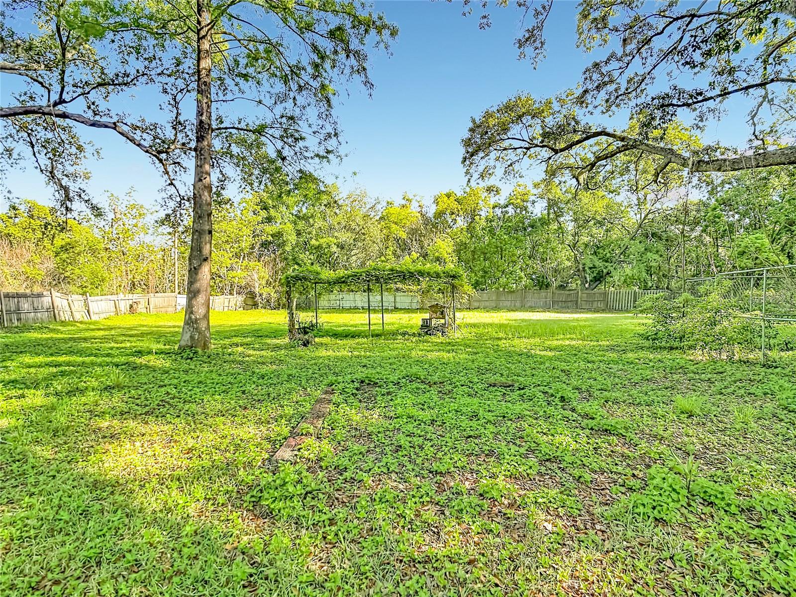 Image 40 of 51 For 821 Irene Drive