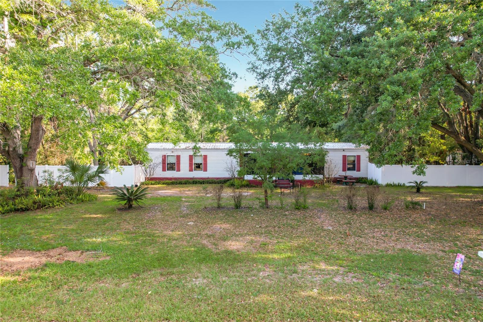 Image 6 of 51 For 821 Irene Drive