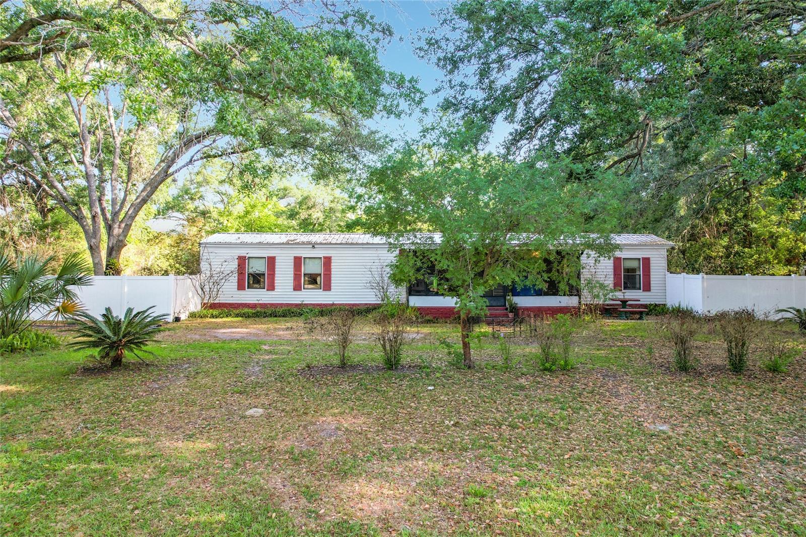 Image 8 of 51 For 821 Irene Drive