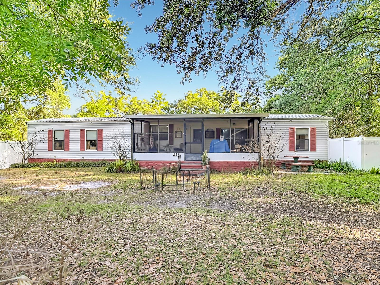 Image 9 of 51 For 821 Irene Drive