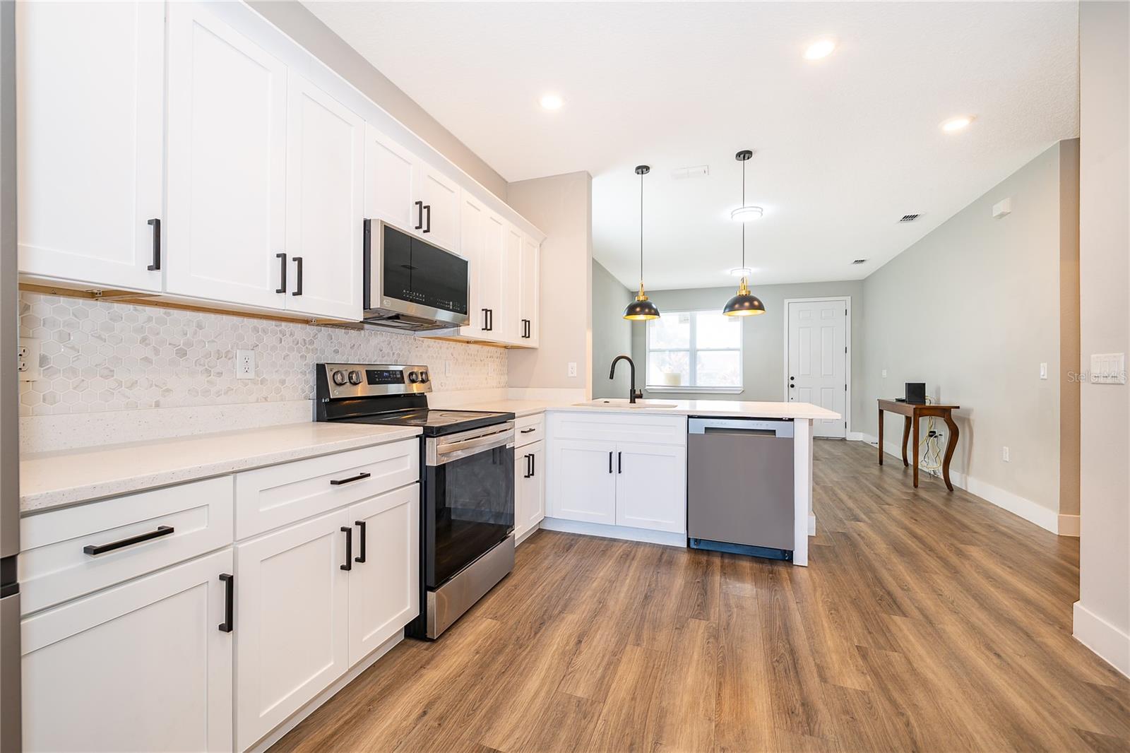 Image 16 of 31 For 1519 Indiana Street