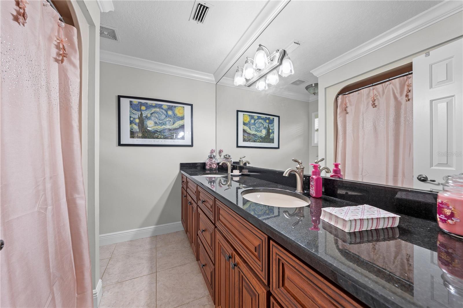 Image 42 of 84 For 2094 Camelot Boulevard