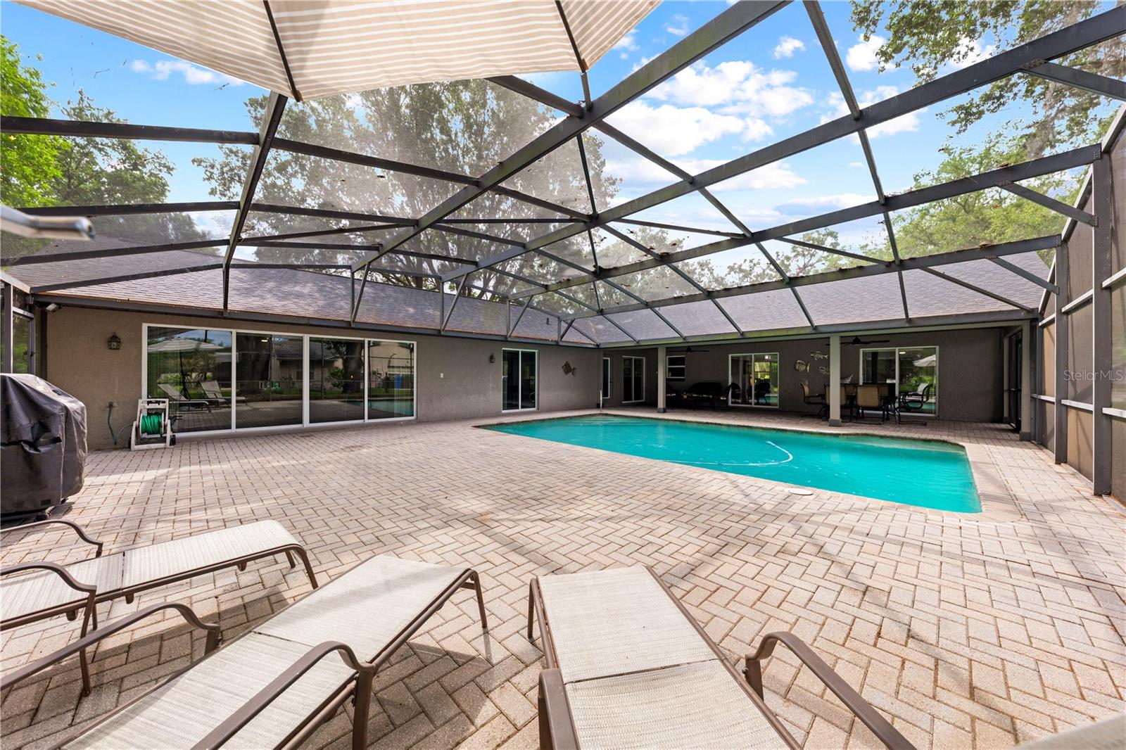 Image 66 of 84 For 2094 Camelot Boulevard