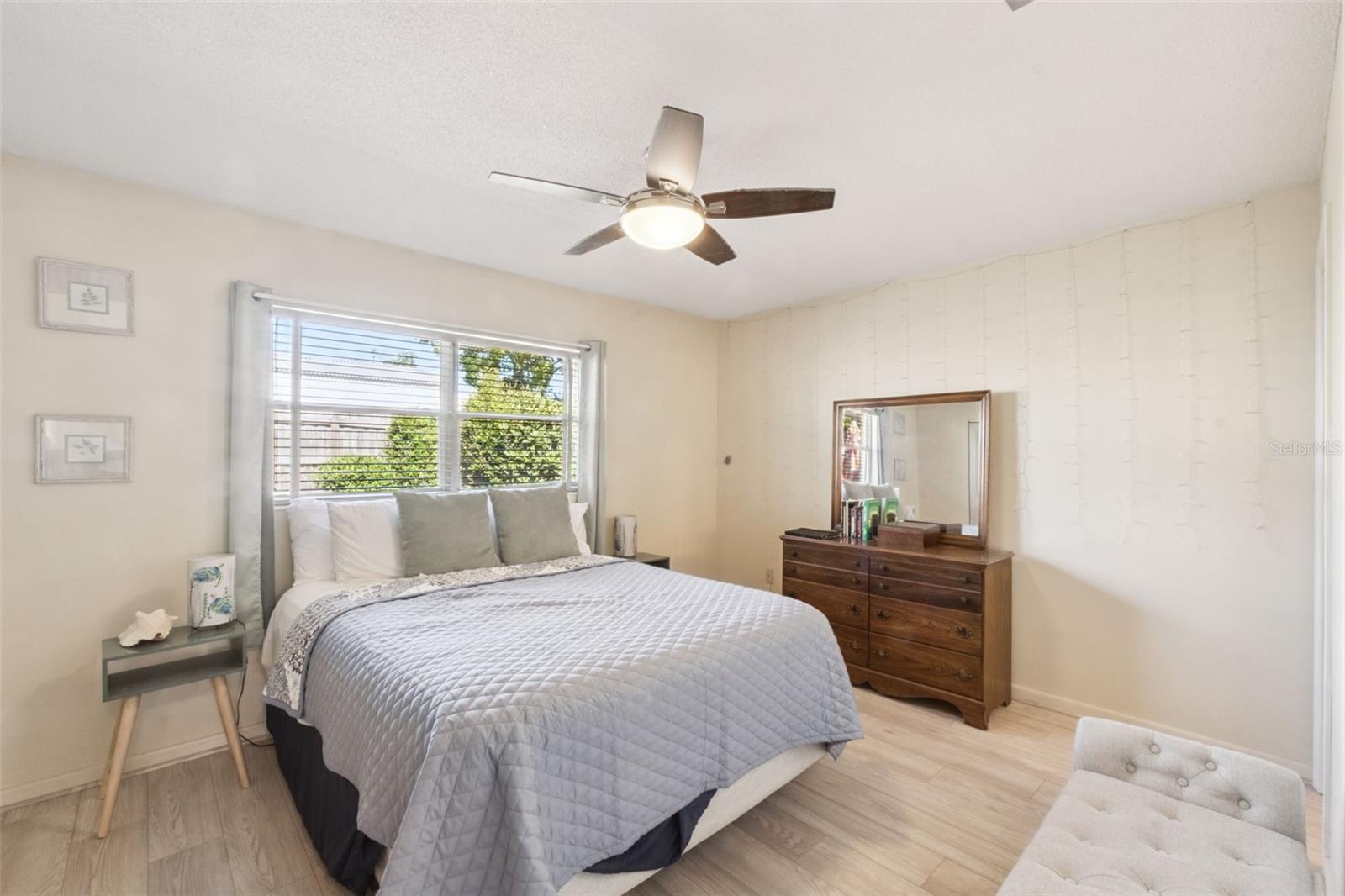 Image 11 of 19 For 714 Minnesota Avenue B