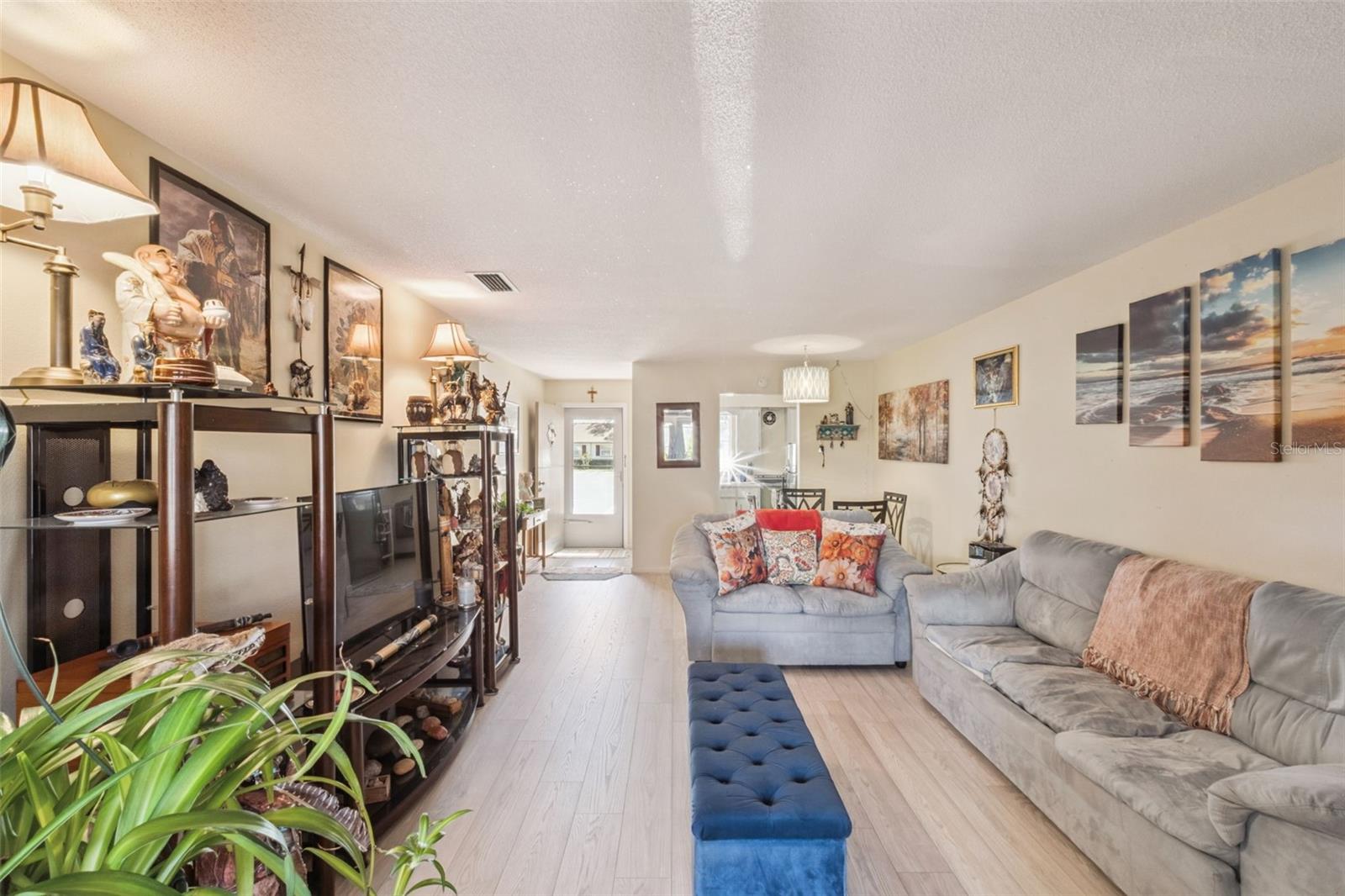 Image 5 of 19 For 714 Minnesota Avenue B