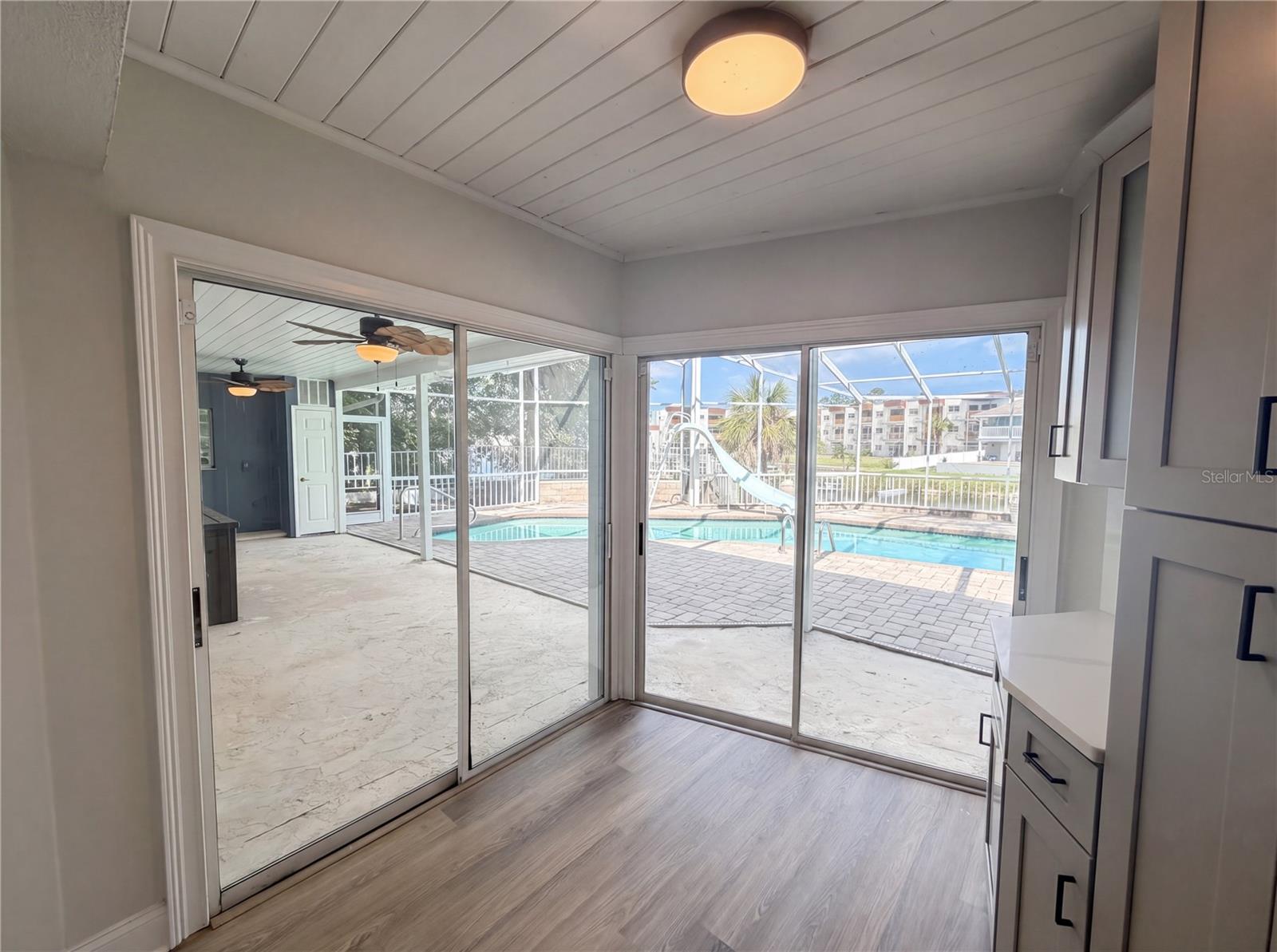 Image 37 of 50 For 5609 Executive Drive