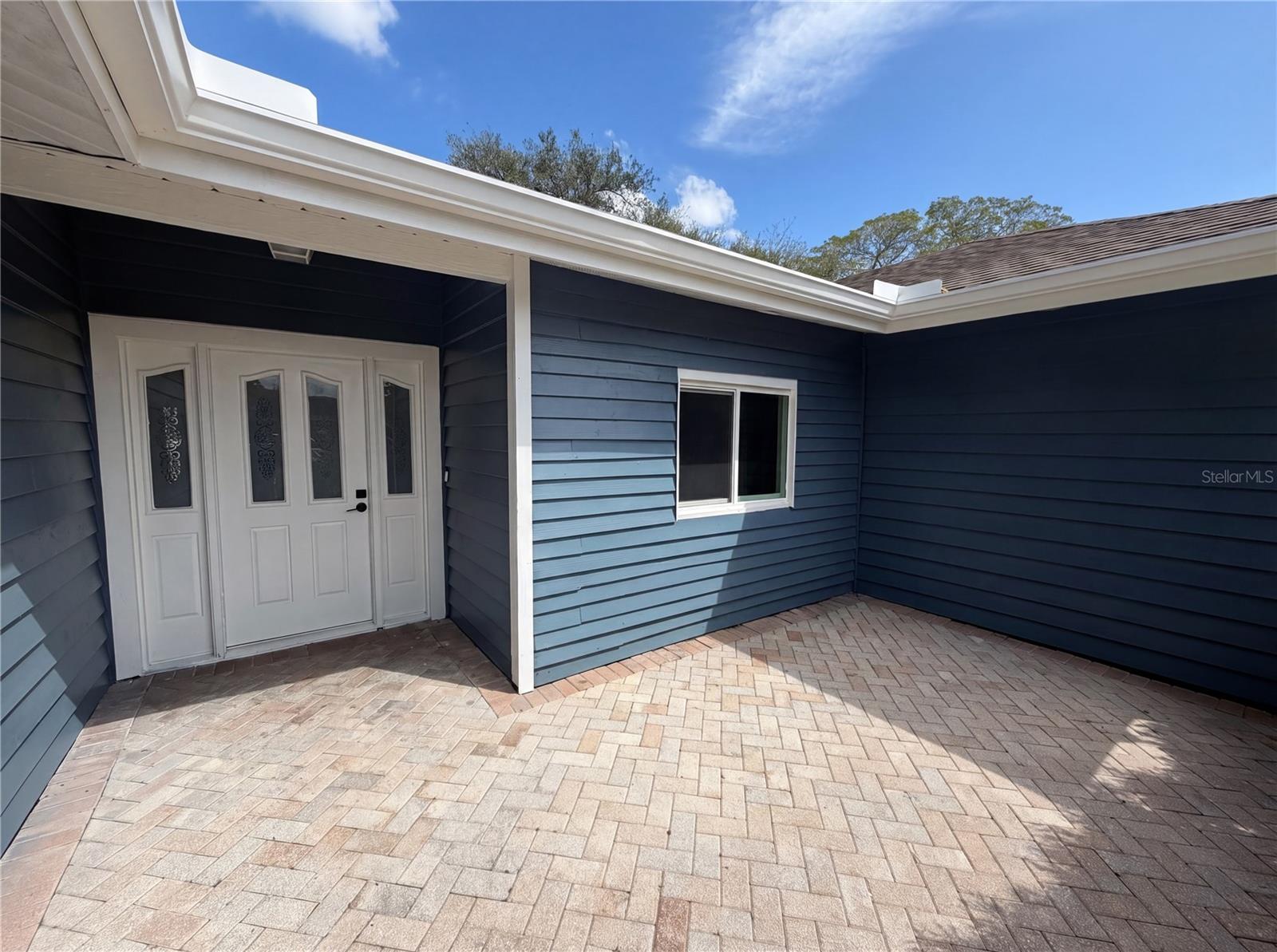 Image 41 of 50 For 5609 Executive Drive