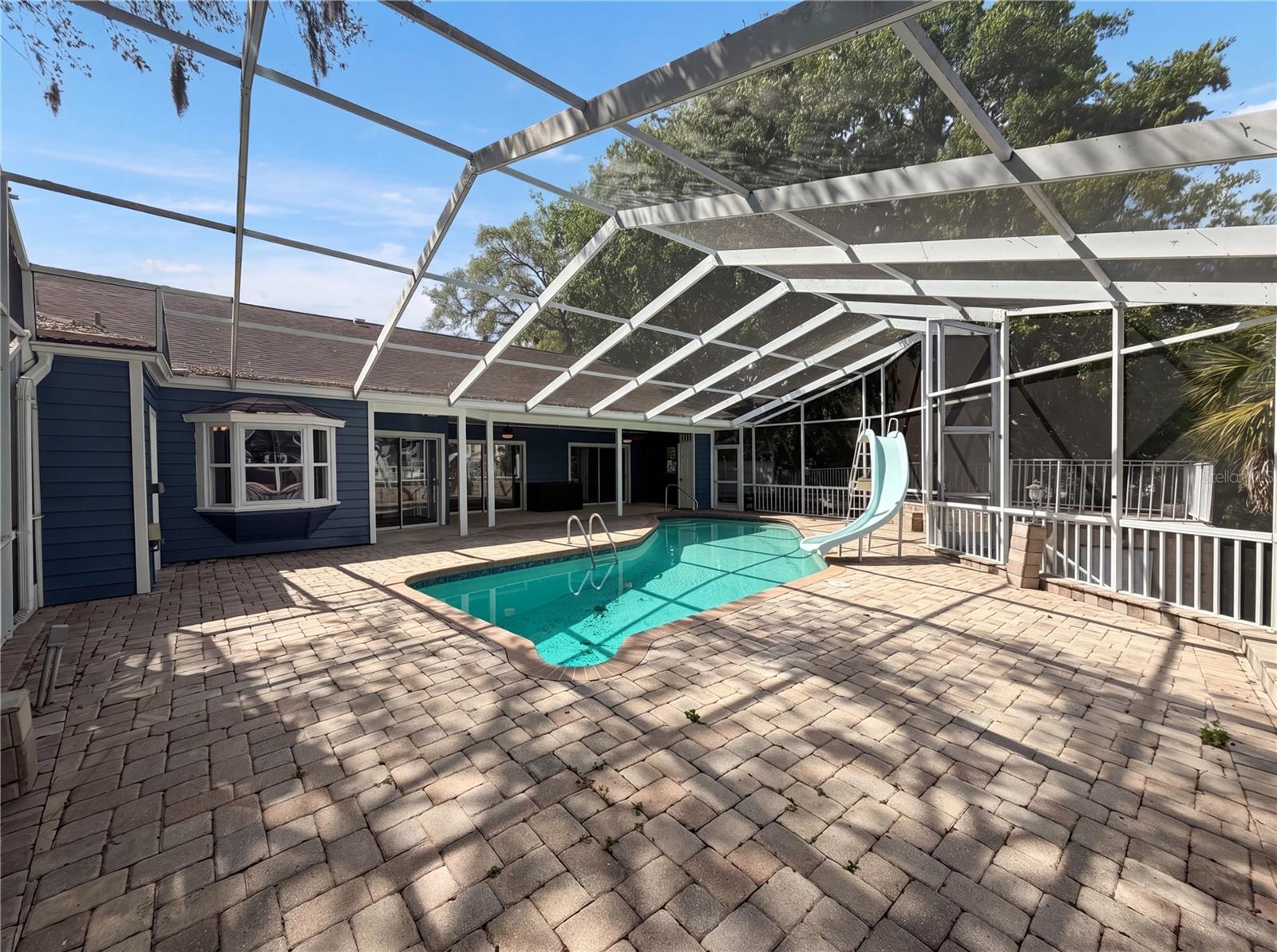 Image 47 of 50 For 5609 Executive Drive