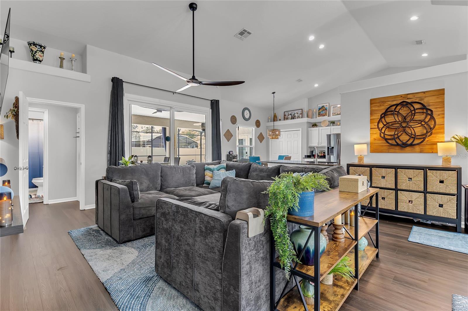 Image 10 of 46 For 3245 Countryside View Drive