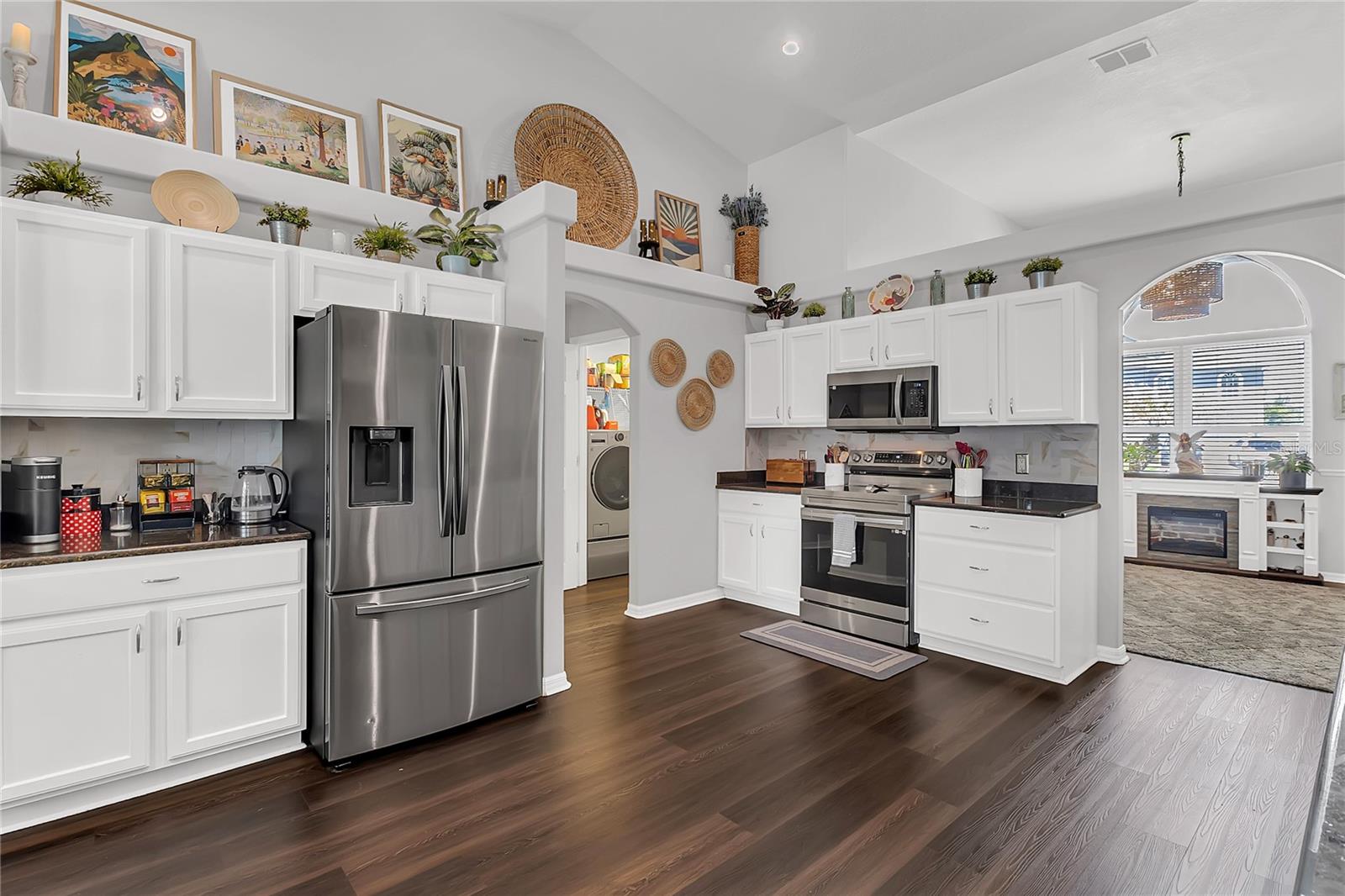 Image 12 of 46 For 3245 Countryside View Drive