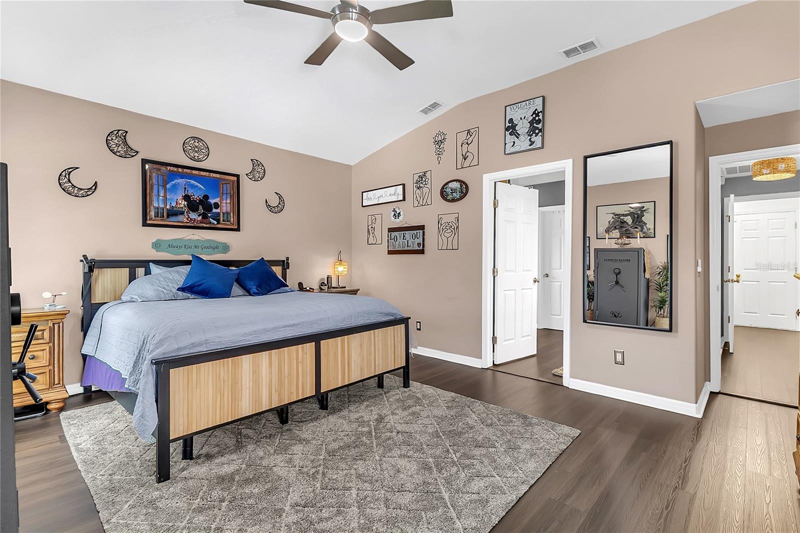 Image 18 of 46 For 3245 Countryside View Drive