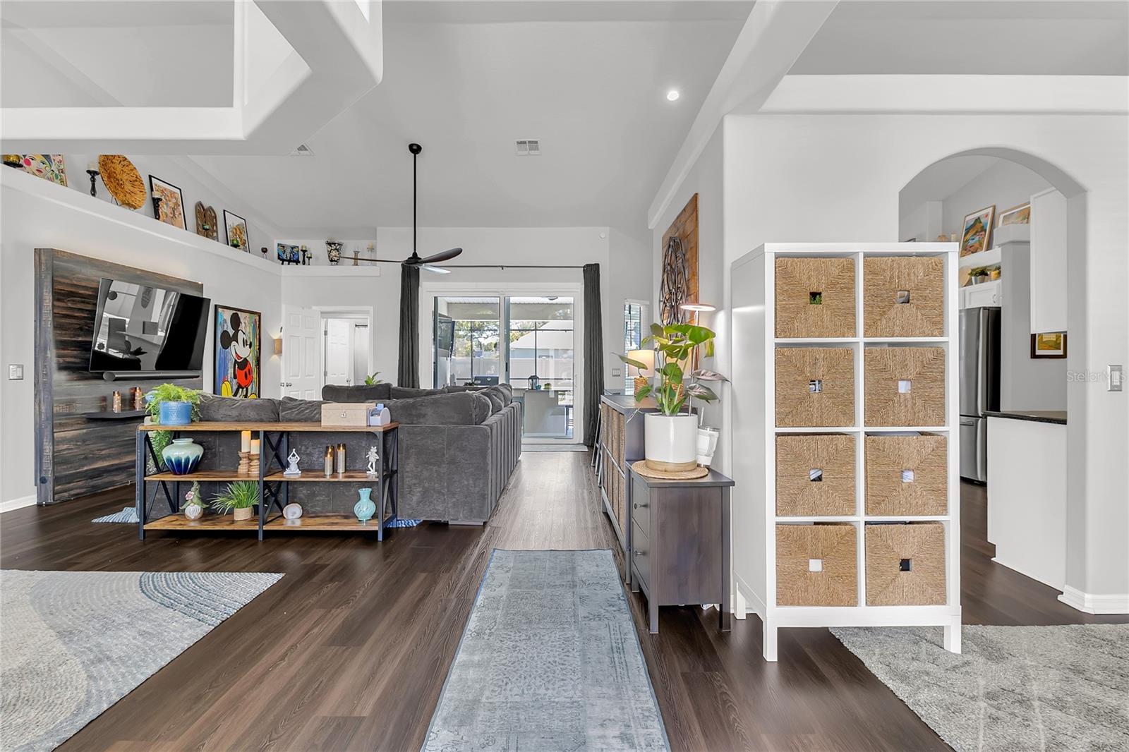 Image 9 of 46 For 3245 Countryside View Drive