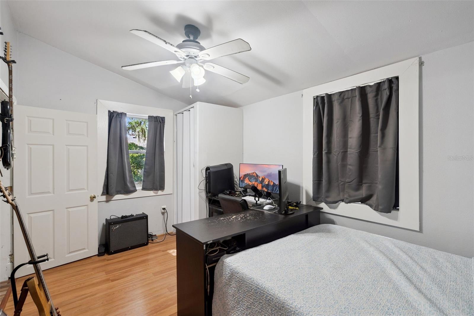 Image 16 of 34 For 2112 9th Street