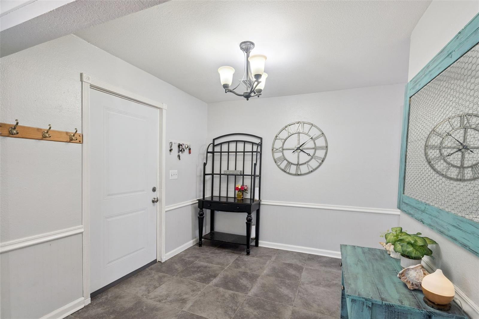 Image 5 of 34 For 2112 9th Street