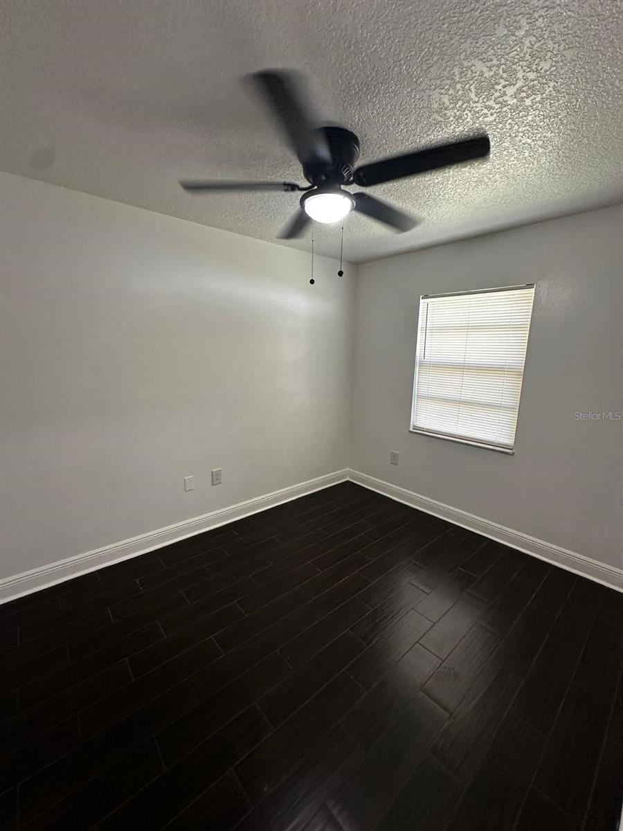 Image 19 of 33 For 1520 Country Ridge Drive