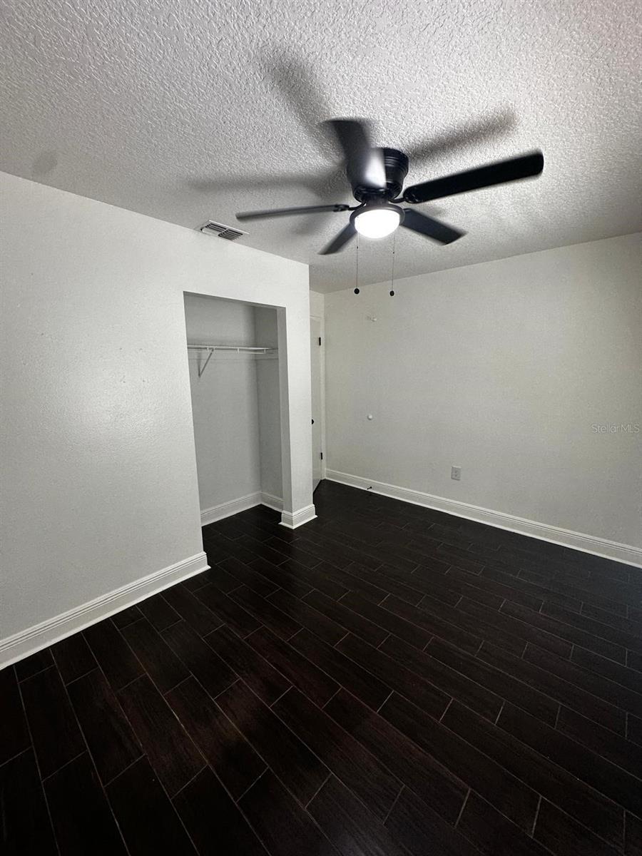 Image 21 of 33 For 1520 Country Ridge Drive