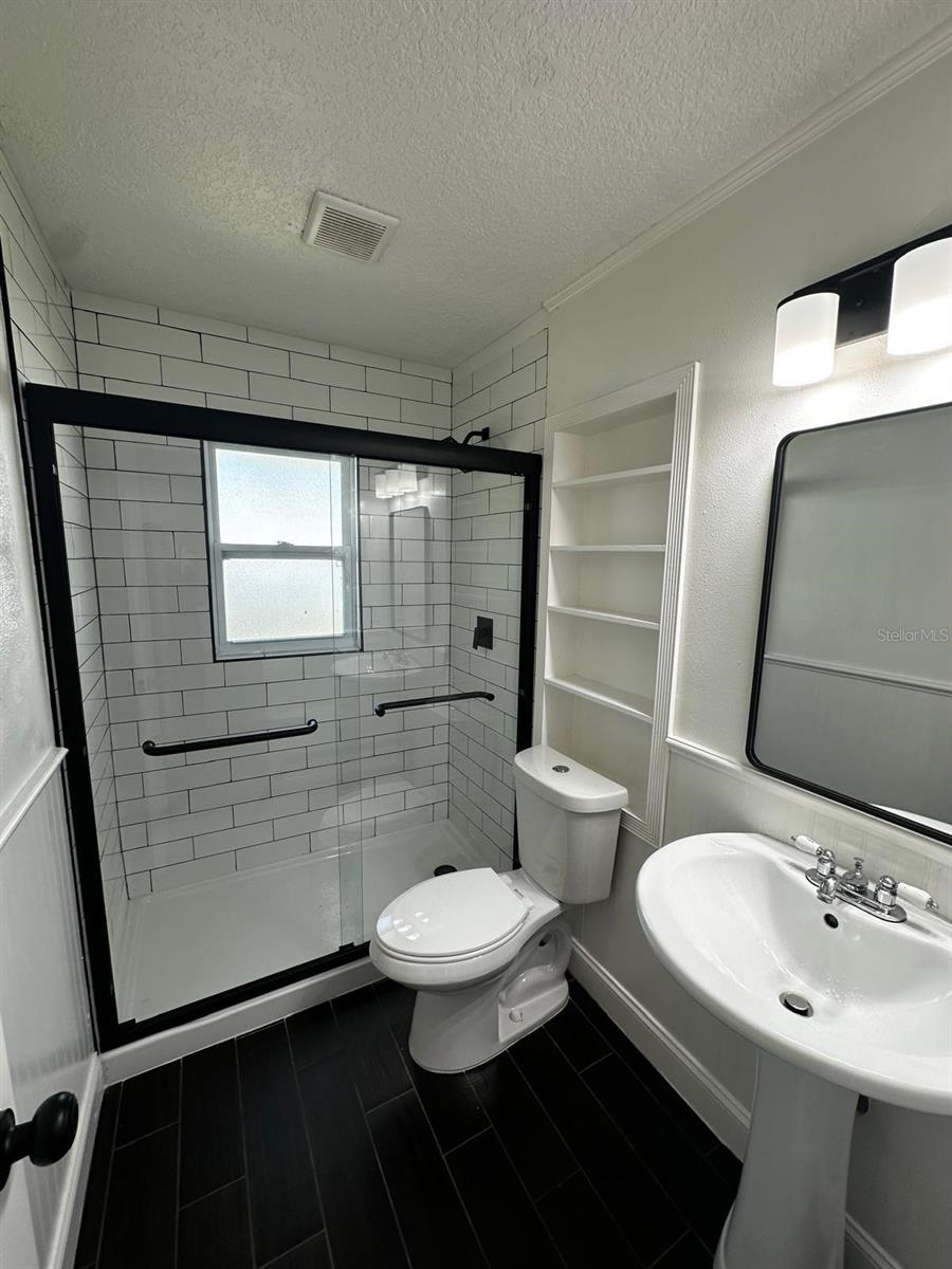 Image 31 of 33 For 1520 Country Ridge Drive