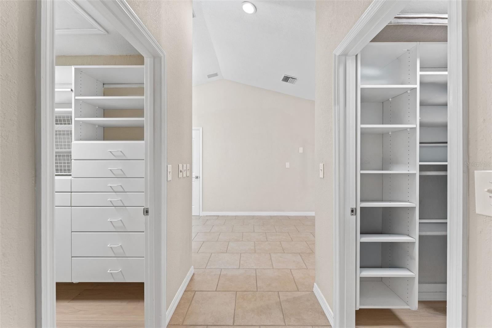 Image 28 of 77 For 811 Greenshire Court