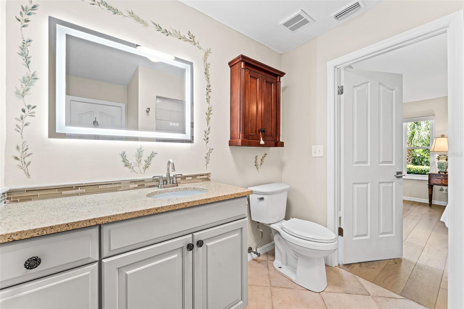 Image 44 of 77 For 811 Greenshire Court