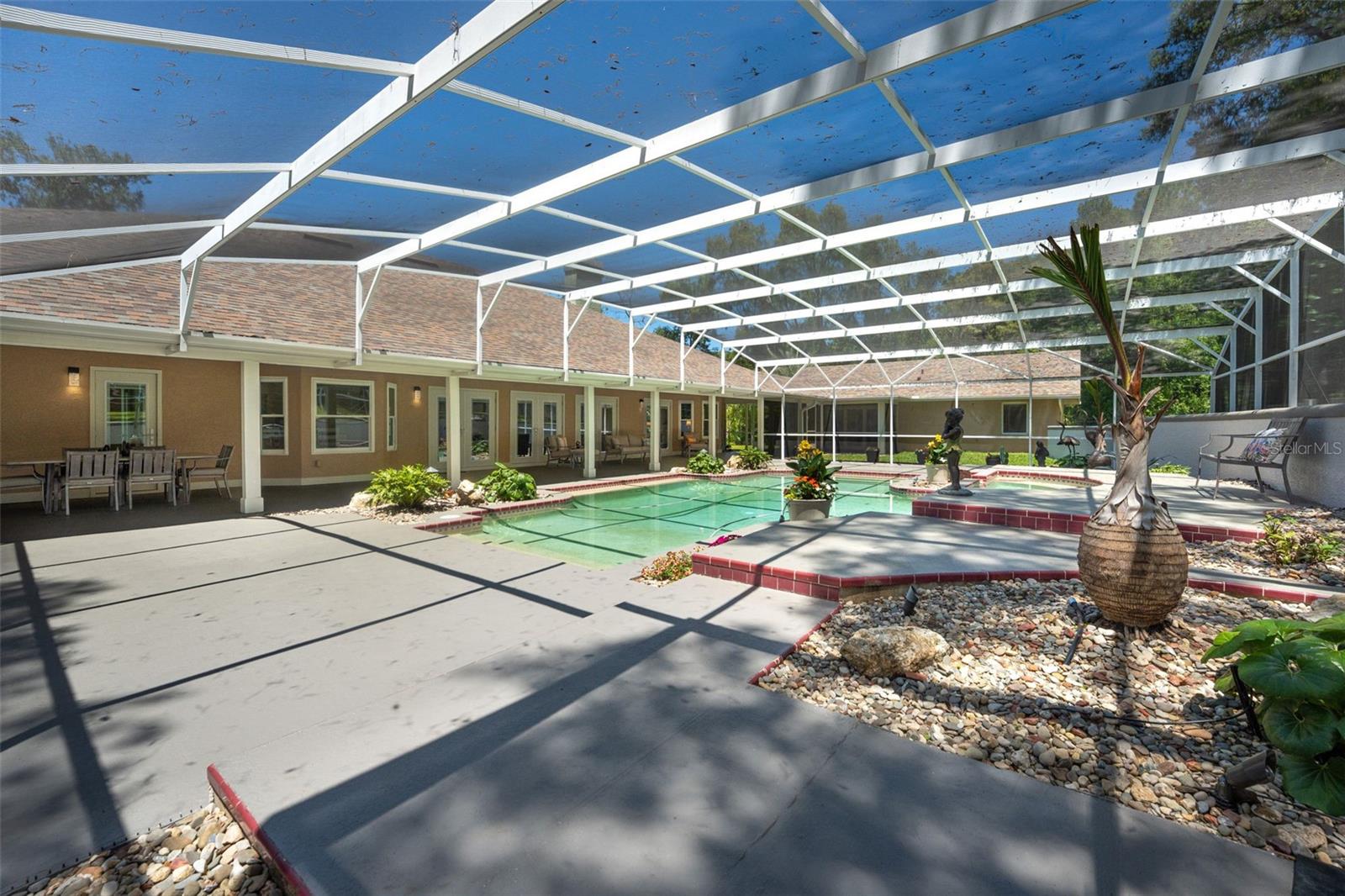 Image 50 of 77 For 811 Greenshire Court