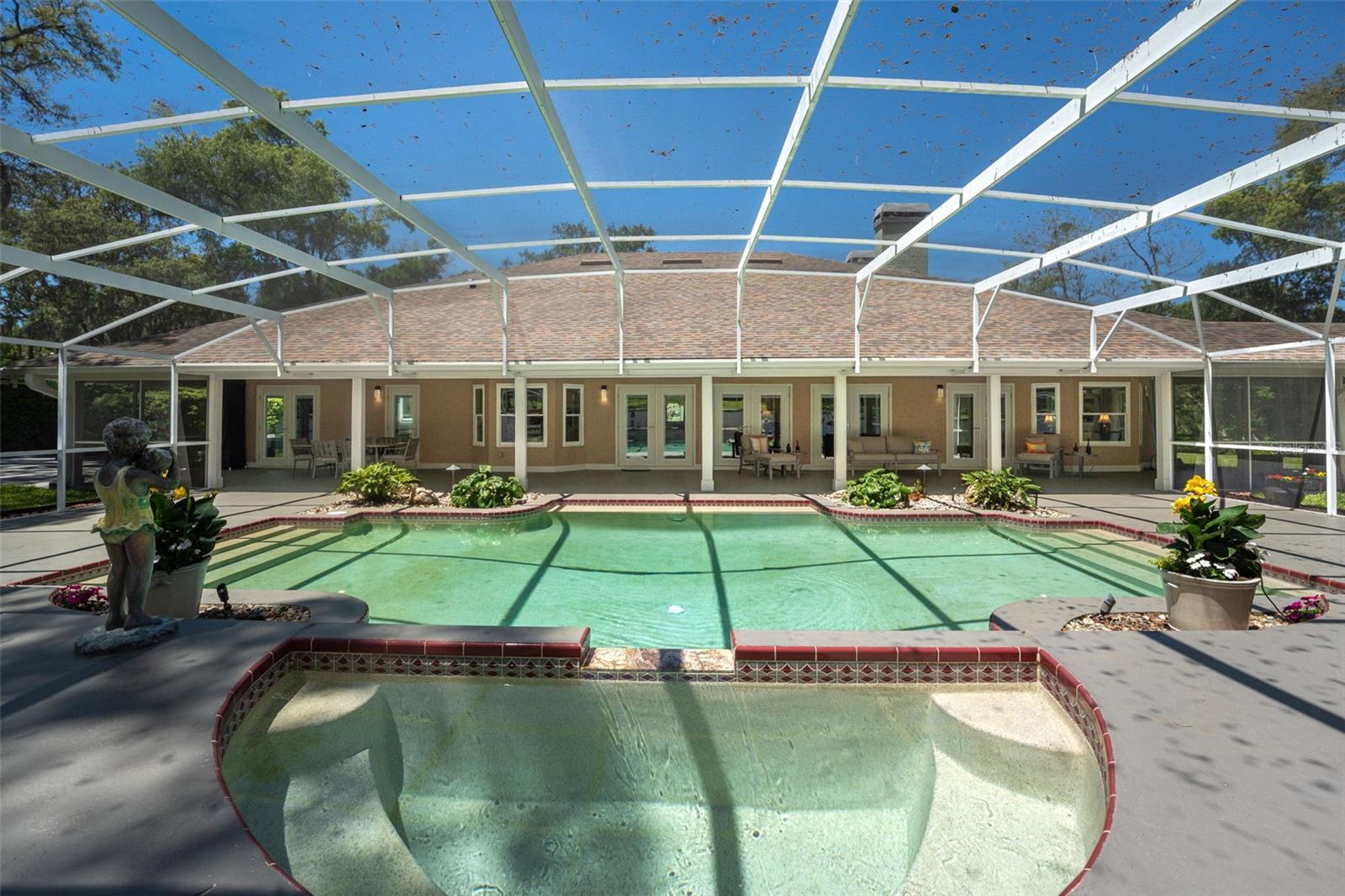 Image 51 of 77 For 811 Greenshire Court