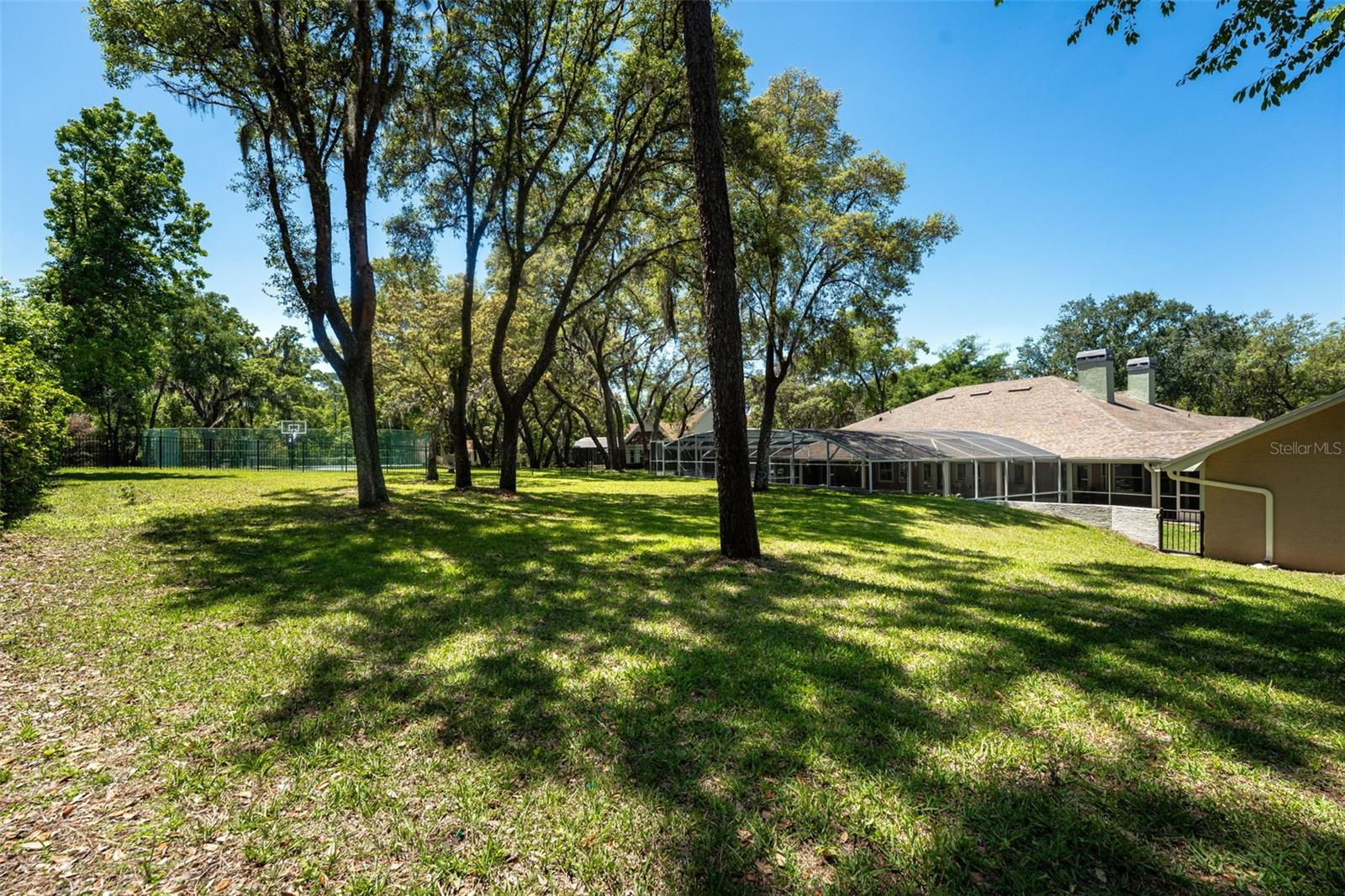 Image 65 of 77 For 811 Greenshire Court