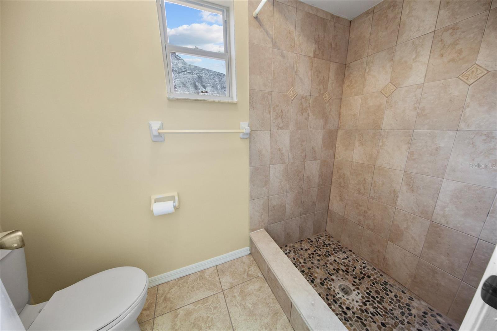 Image 12 of 18 For 3131 Colorado Avenue