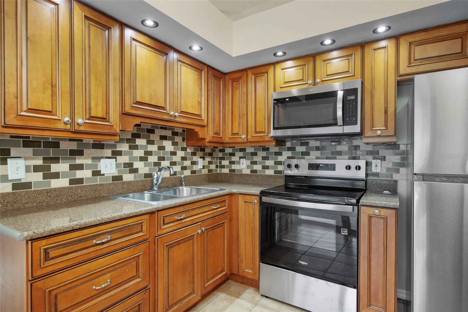 Image 7 of 18 For 3131 Colorado Avenue