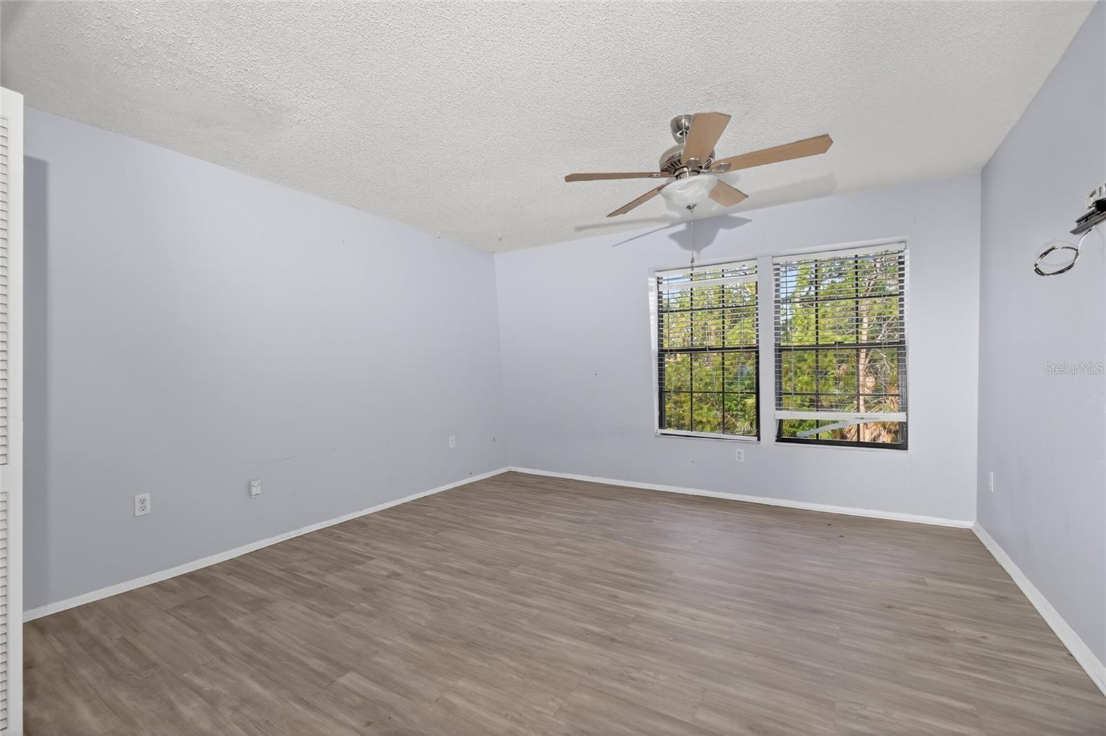 Image 11 of 20 For 5916 Village Circle 5916