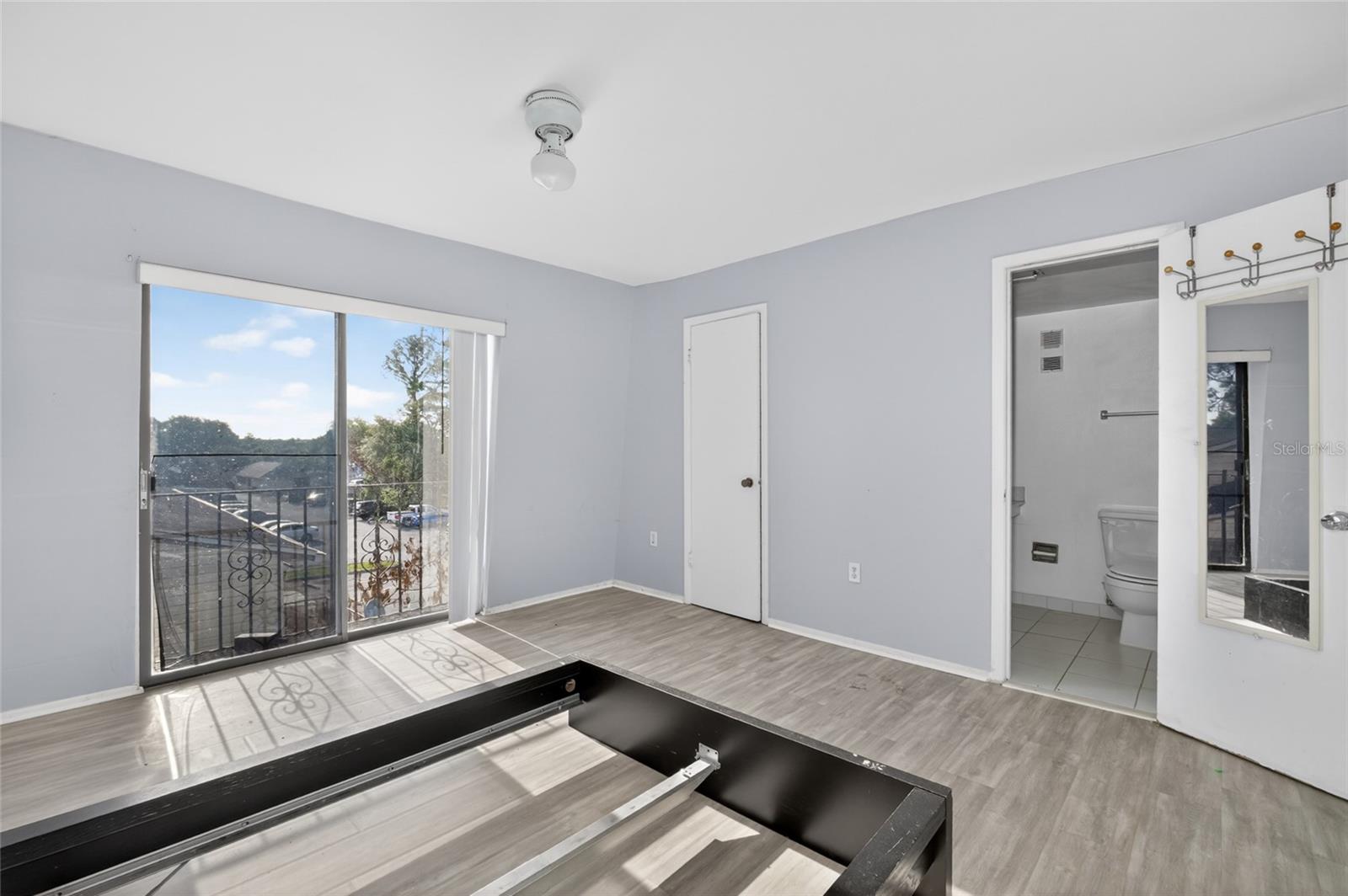 Image 14 of 20 For 5916 Village Circle 5916