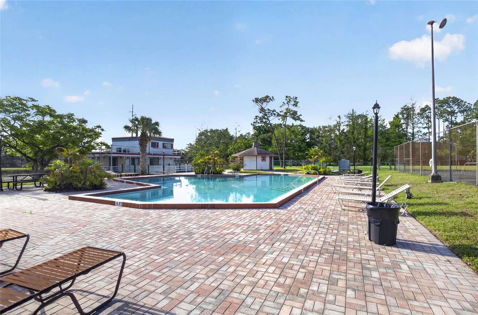 Image 16 of 20 For 5916 Village Circle 5916