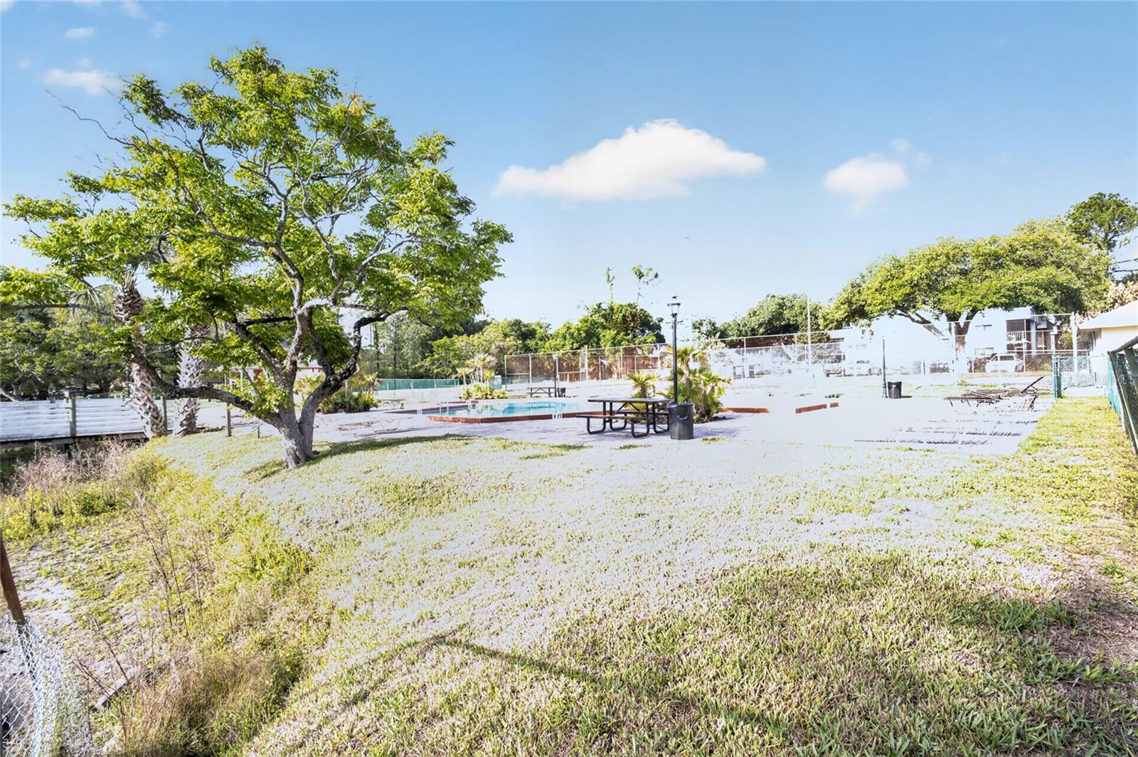 Image 17 of 20 For 5916 Village Circle 5916