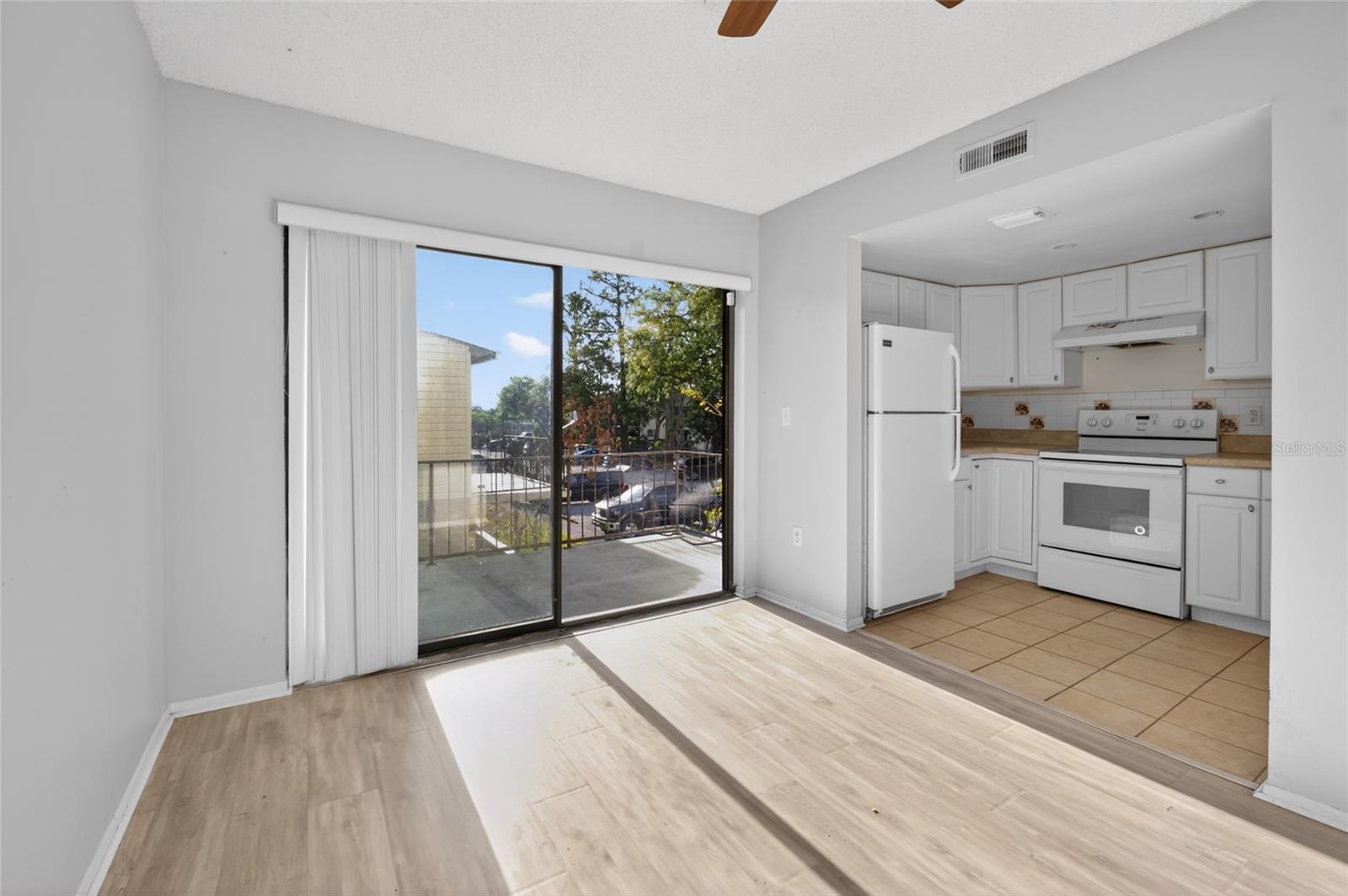 Image 8 of 20 For 5916 Village Circle 5916