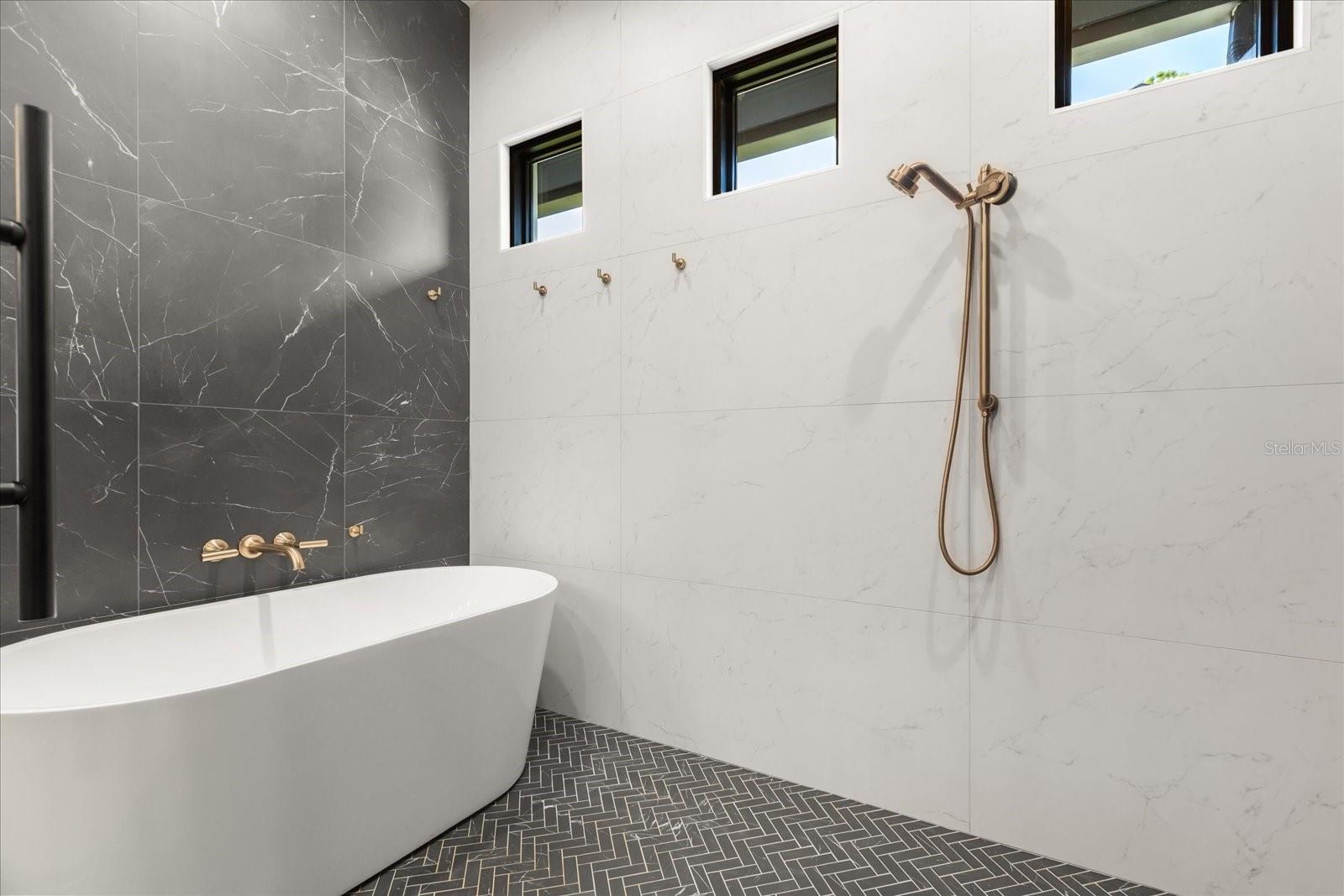 Image 38 of 85 For 1441 Cardinal Court