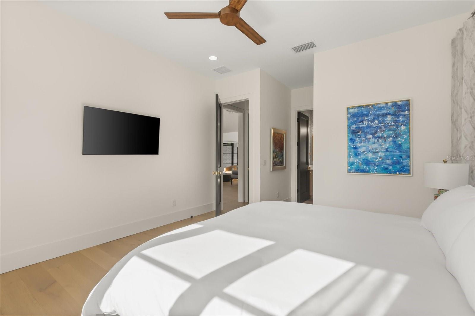 Image 44 of 85 For 1441 Cardinal Court