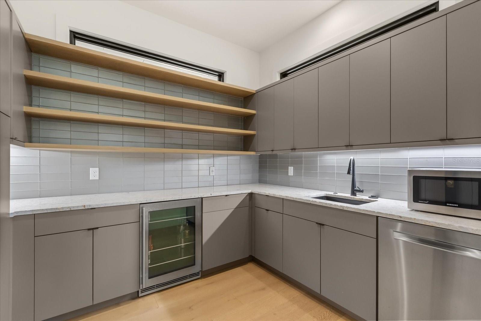 Image 47 of 85 For 1441 Cardinal Court