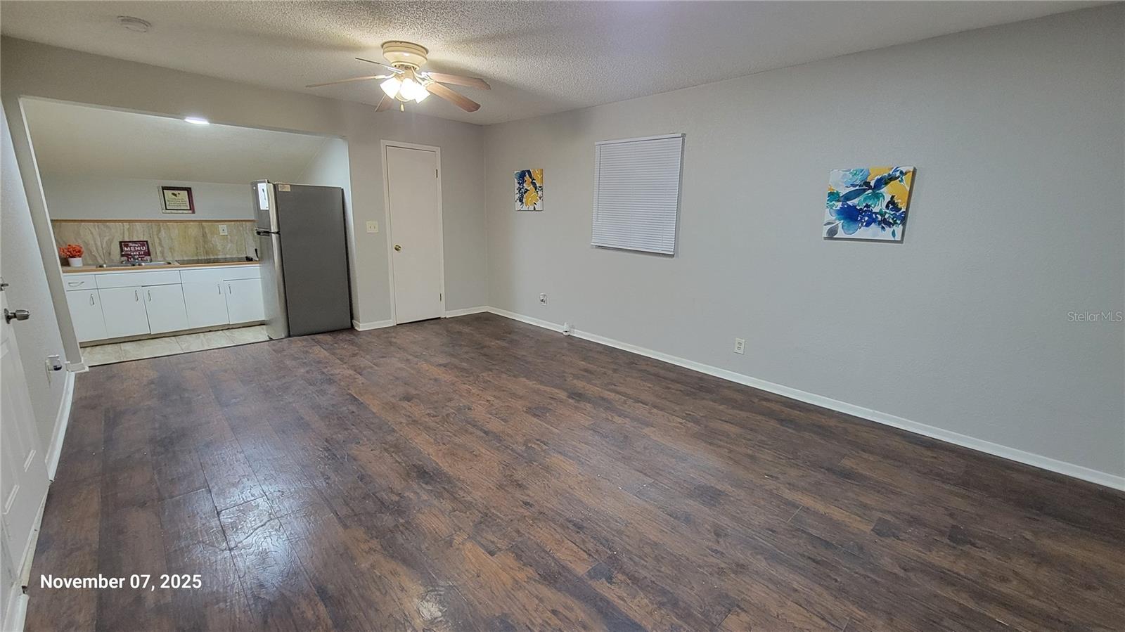 Image 22 of 22 For 411 Avenue E Se B