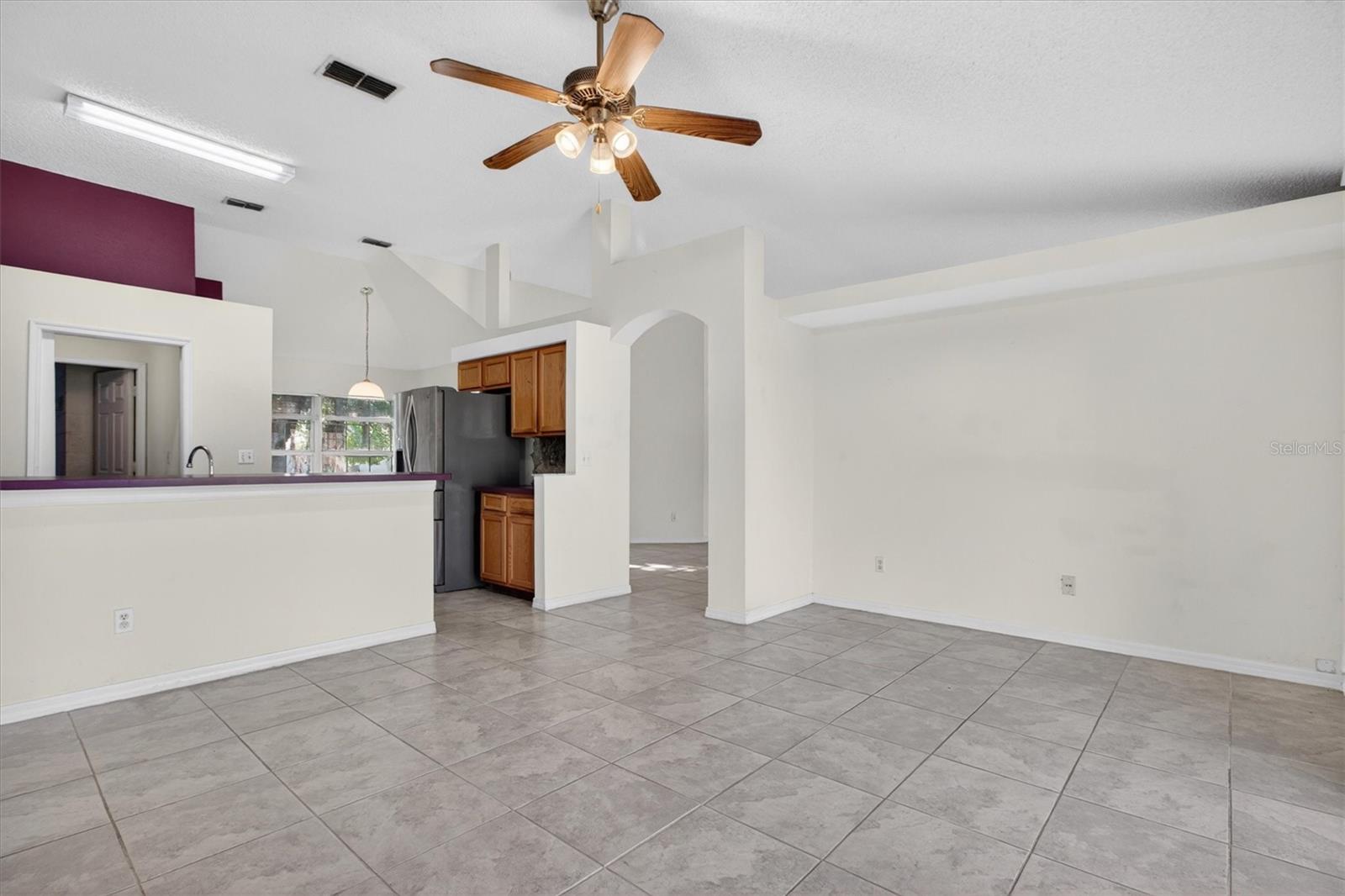 Image 18 of 47 For 282 Pine Arbor Drive