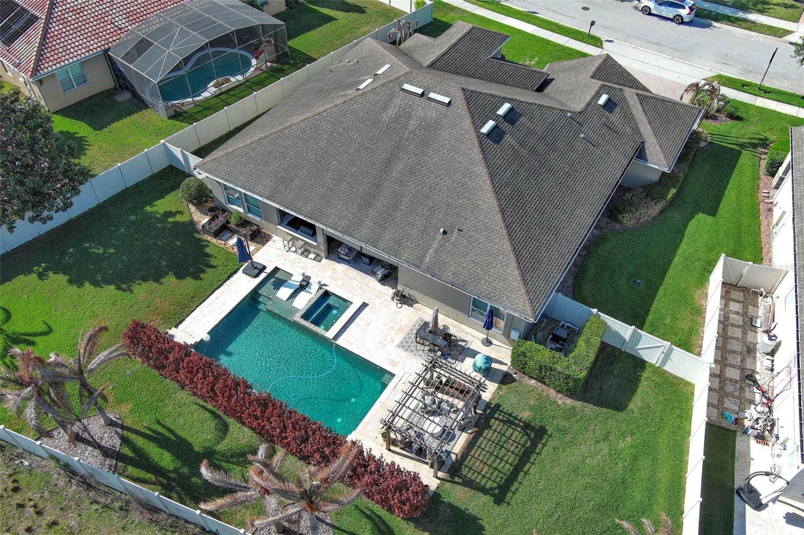 Image 71 of 81 For 3956 Isle Vista Avenue