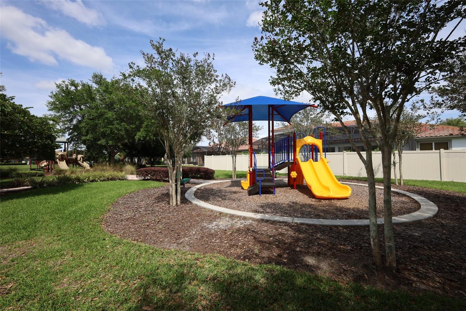 Image 77 of 81 For 3956 Isle Vista Avenue