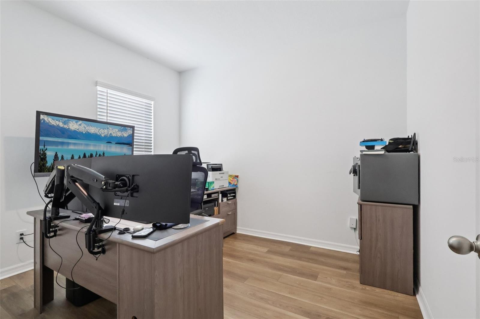 Image 12 of 33 For 2326 Gold Dust Drive