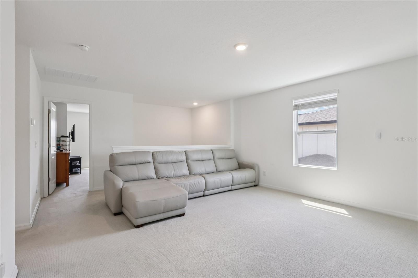 Image 14 of 33 For 2326 Gold Dust Drive