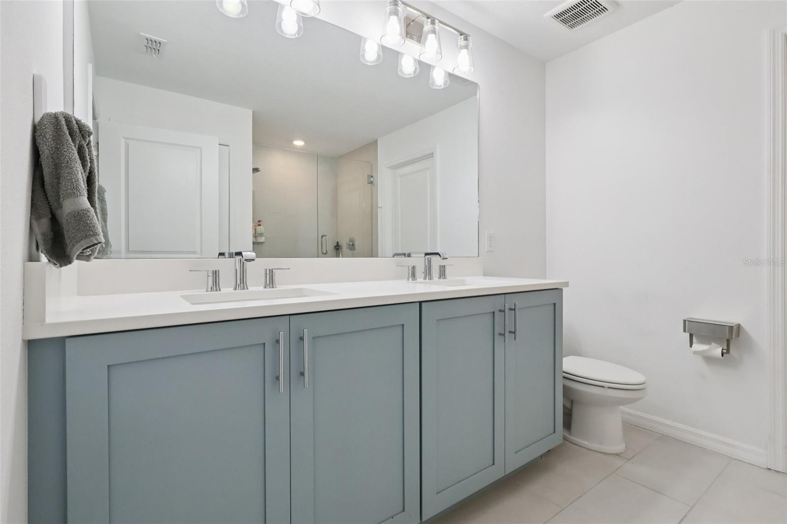 Image 17 of 33 For 2326 Gold Dust Drive