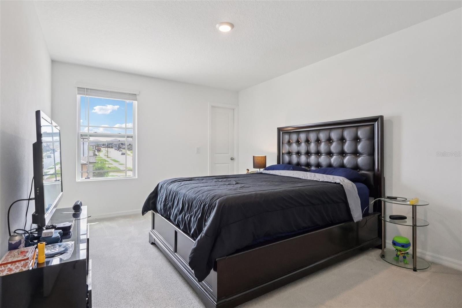 Image 23 of 33 For 2326 Gold Dust Drive