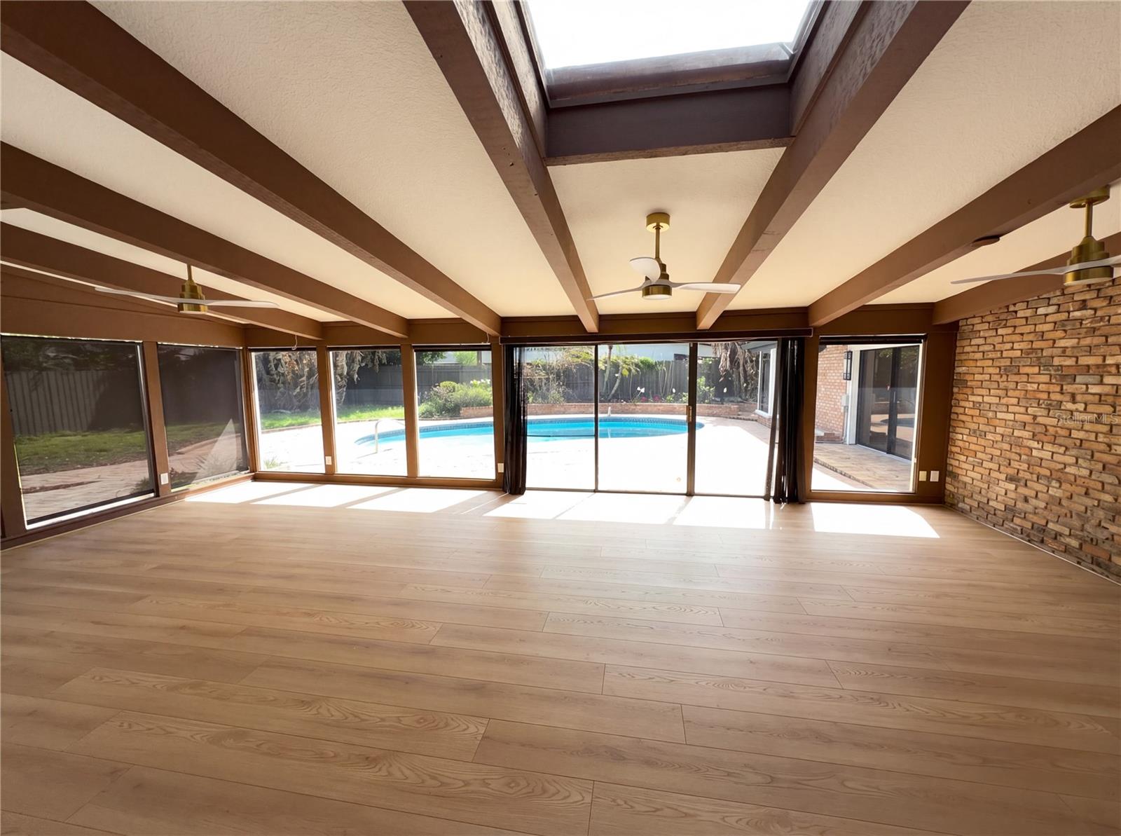 Image 13 of 38 For 51 Oakleigh Lane